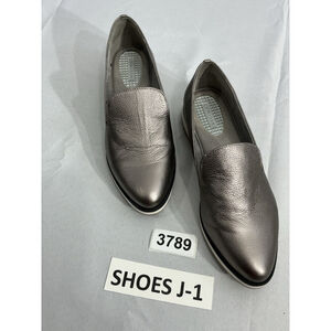 Womans Com + Sens Shebby Silver Slip On Casual Flat Loafers Size 8